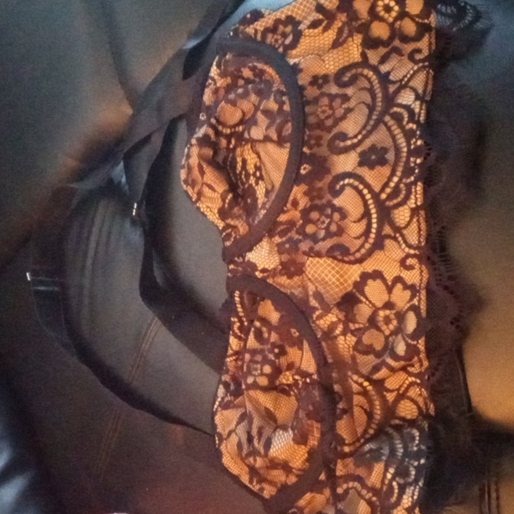 NWT NEVER WORN BRAND NEW SHEIN BRALETTE LACE & SHEER SIZE M